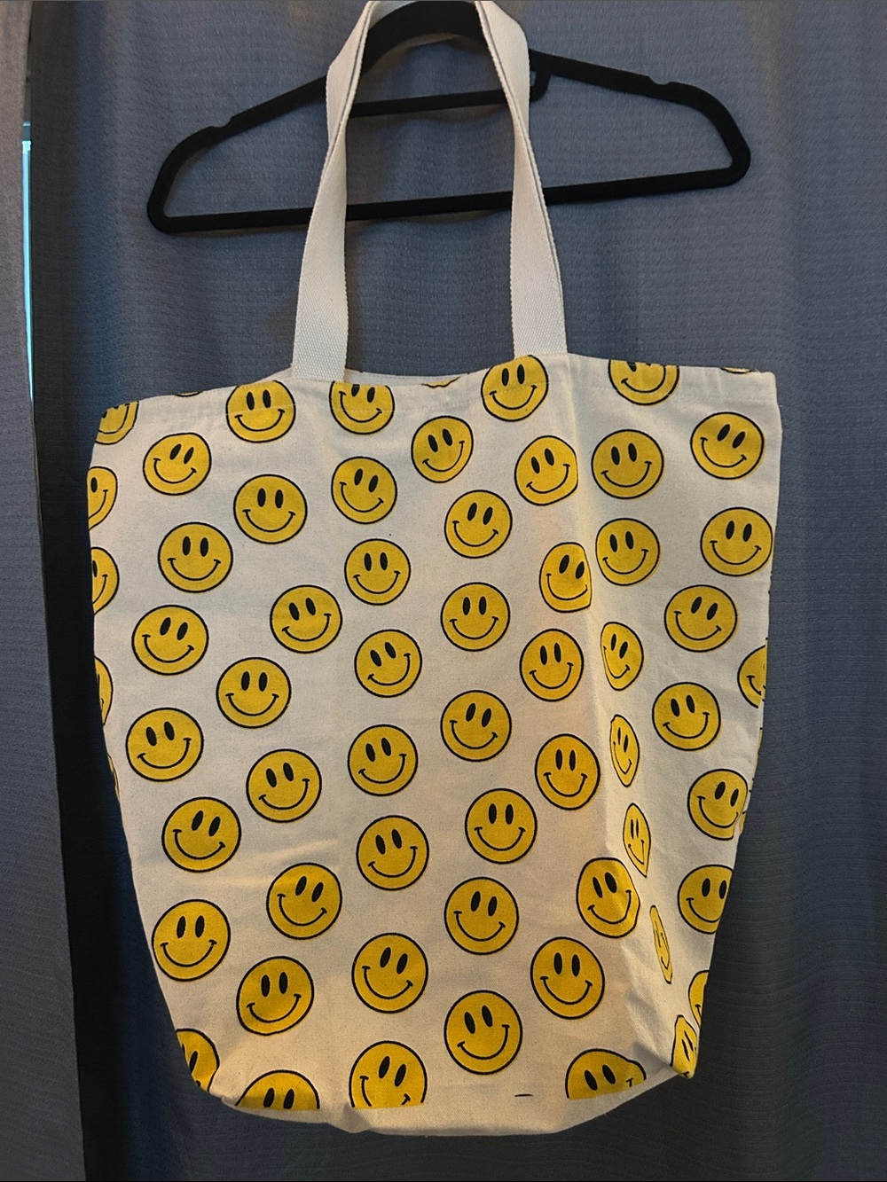 Smiley Canvas Tote Bag in Yellow and White